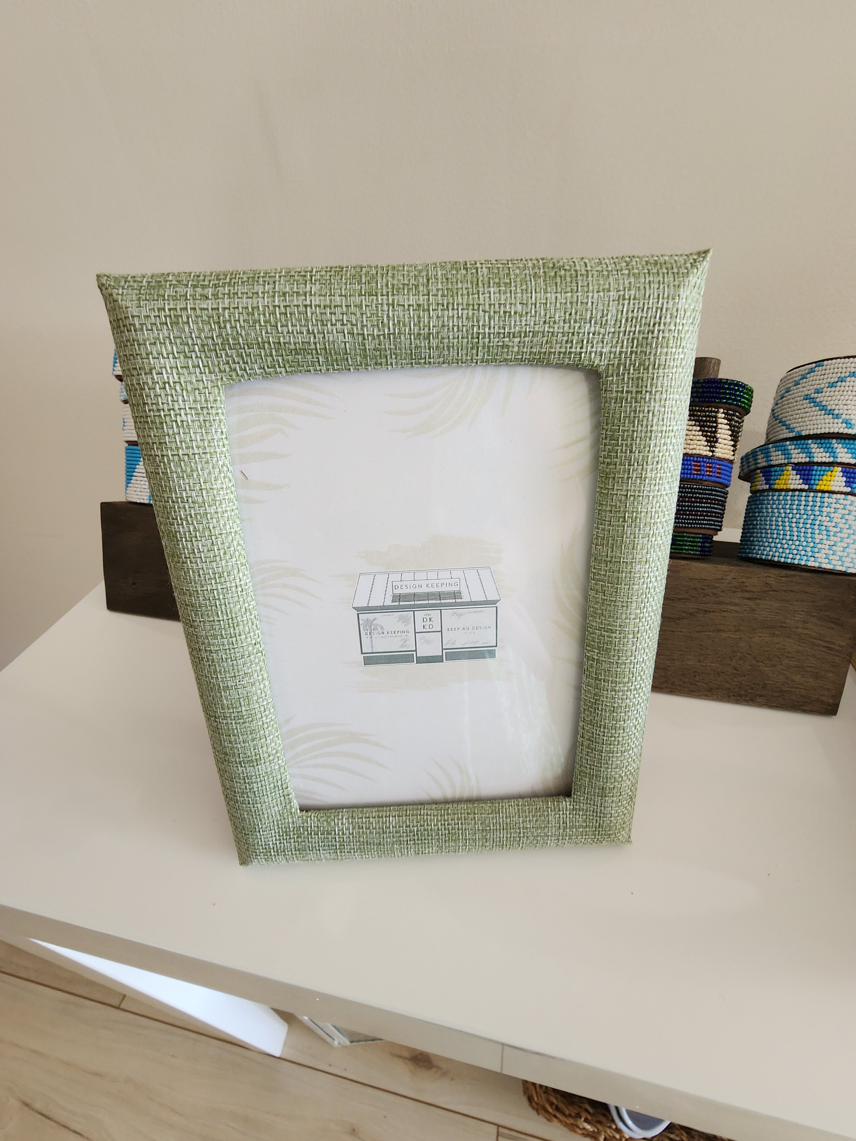 Cloth Frame – Keeping Design