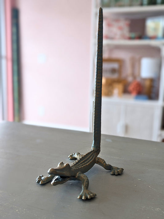 Crocodile Paper Towel Holder