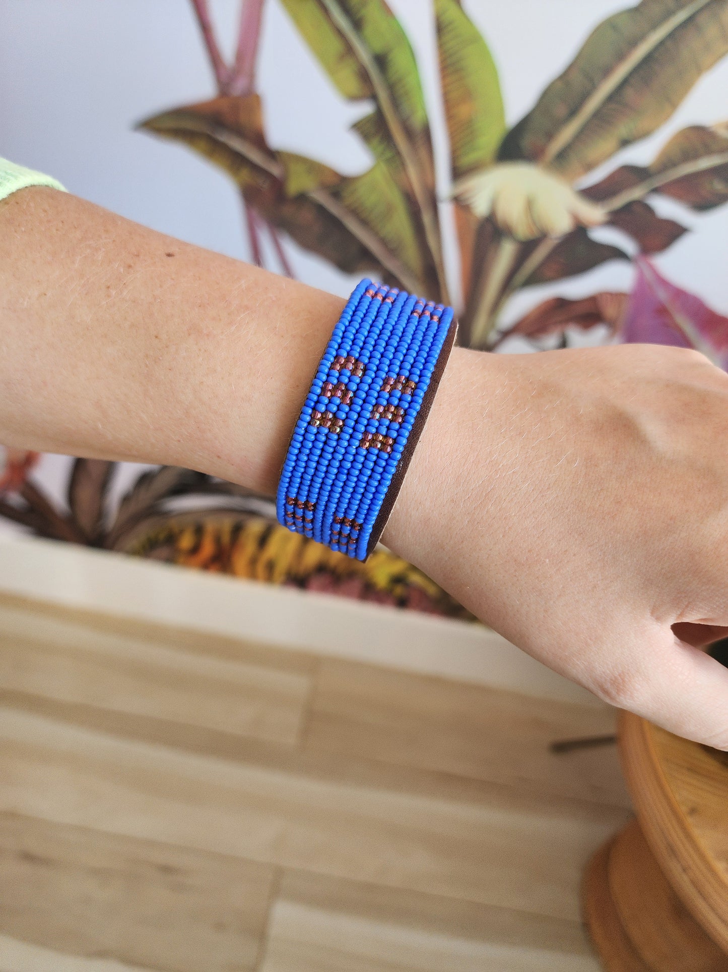 Swahili Bracelet - Medium Stiches Ocean + Coral