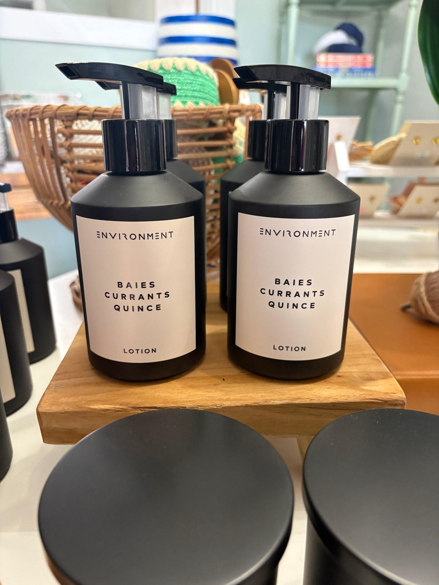 Environment Lotion + Soap - Baies Currants Quince